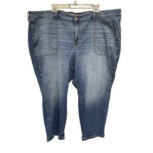 Torrid Medium Wash‎ Relaxed Denim Cropped Jeans Womens Plus Size 28 Short